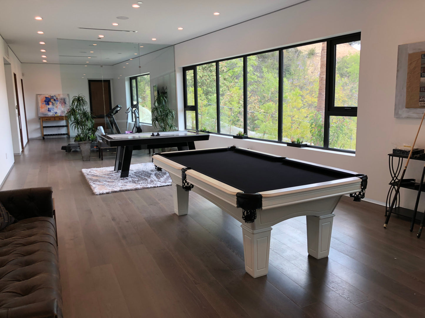 Benedict Pool Table White
