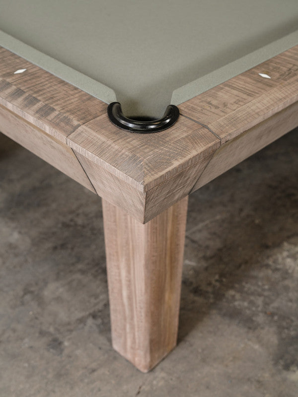 Desyn Pool Table Antique