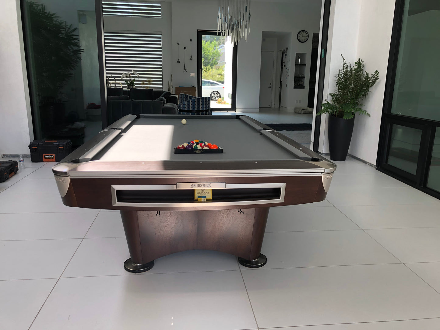 Gold Crown VI Pool Table 9ft in stock Delivery in 1 to 3 Days