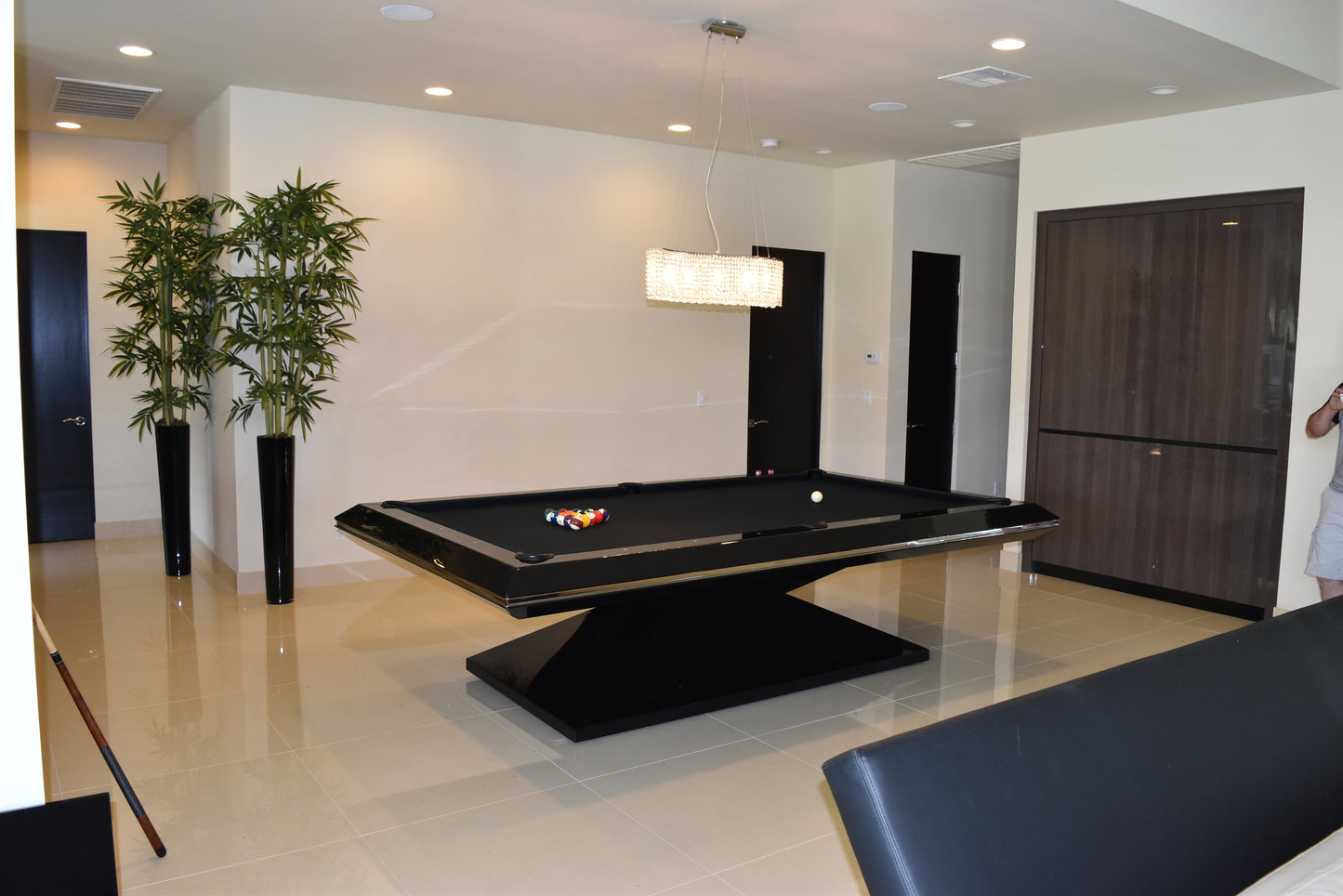 Pyramid Pool Table
