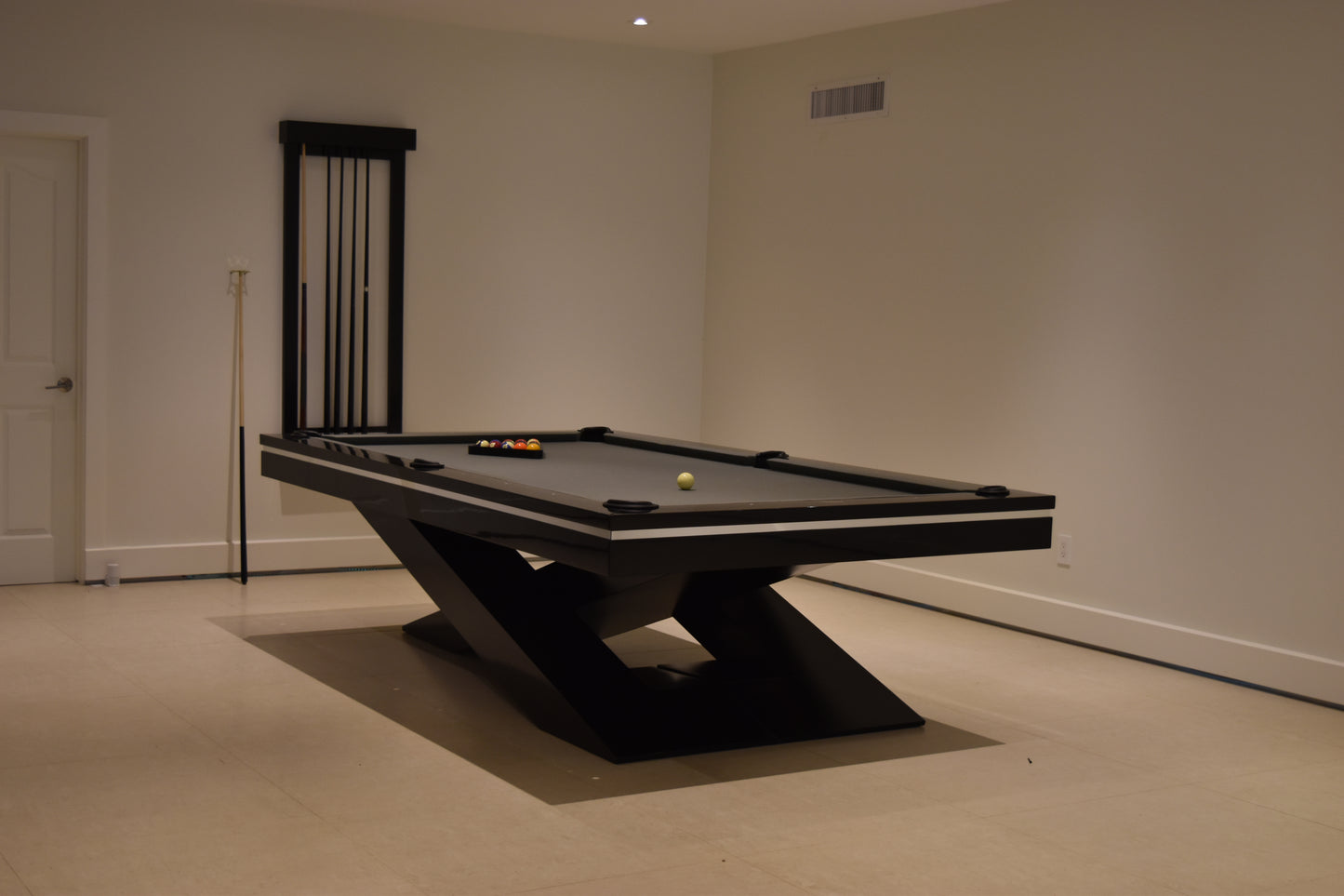 Ultra Pool Table