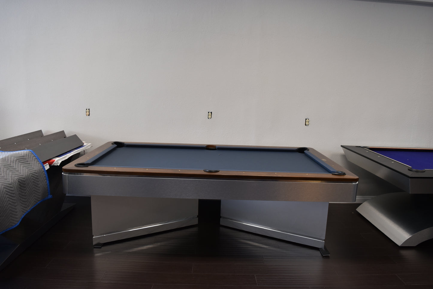 Andromeda Pool Table