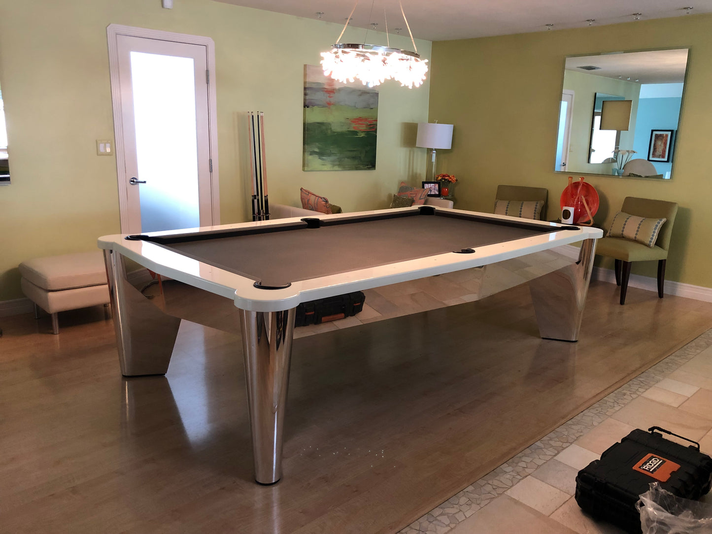 Aviator Pool Table