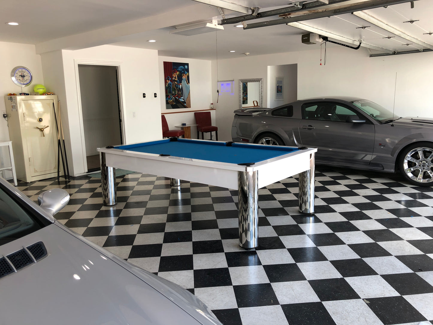 Cosmopolitan Pool Table