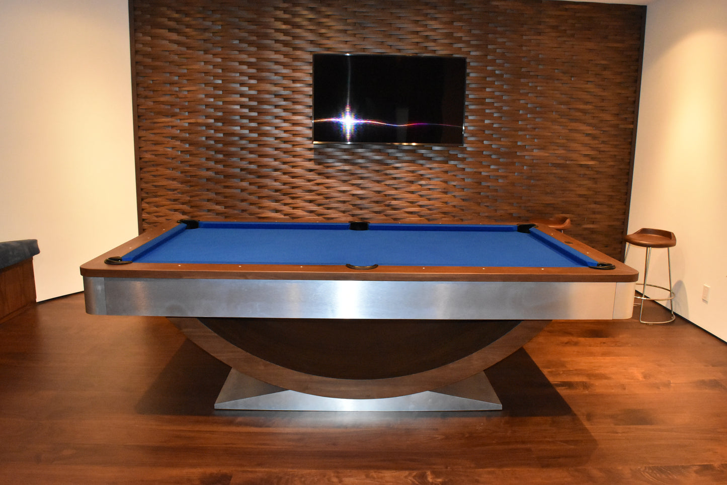 Halo Pool Table