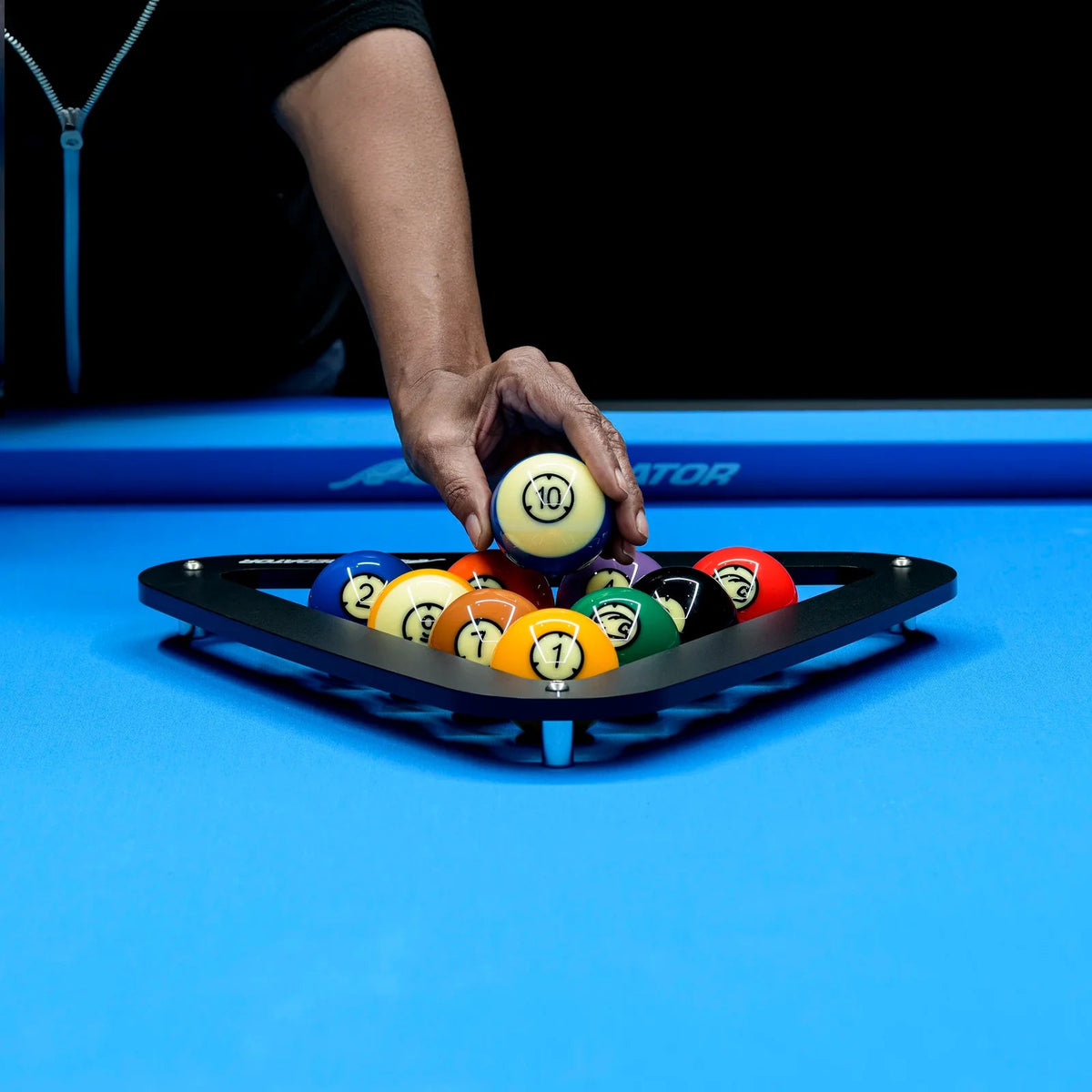 Predator Arcos II Reserve Pool Ball Set
